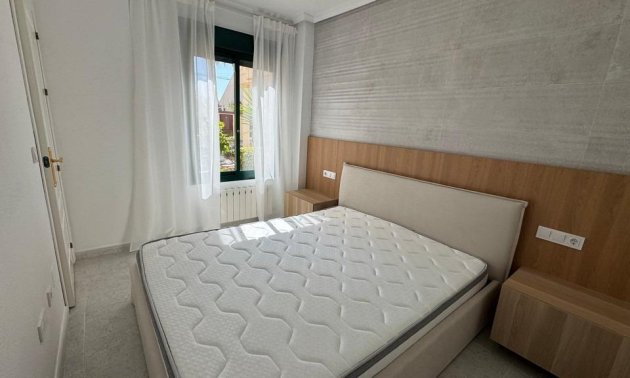 Resale - Apartment / flat -
Orihuela Costa - Las Filipinas