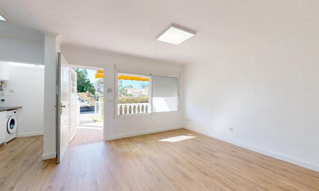 Rynek wtórny - Mieszkanie  -
Orihuela Costa - Villamartin