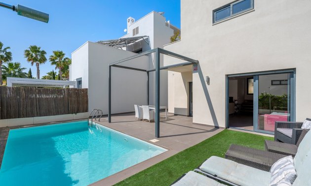 Resale - Villa -
Ciudad Quesada - La Laguna