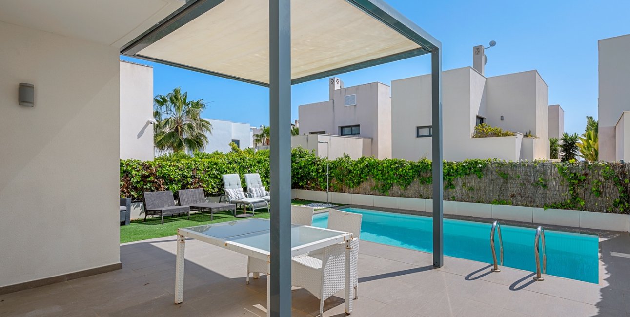 Resale - Villa -
Ciudad Quesada - La Laguna