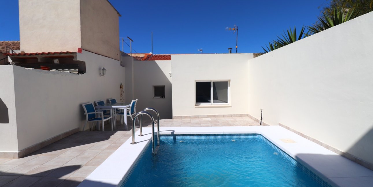 Rynek wtórny - Bungalowy -
Benijofar - Benijofar - Village