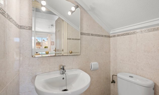 Resale - Townhouse -
Ciudad Quesada - Doña Pepa