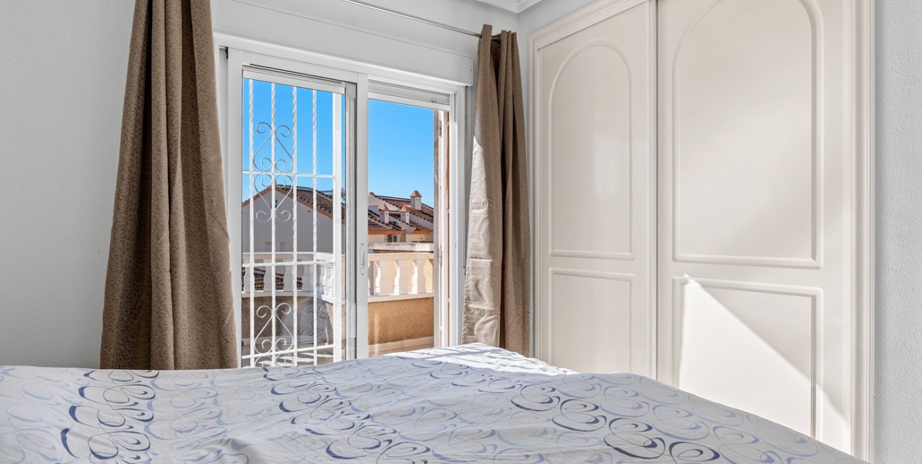 Resale - Townhouse -
Ciudad Quesada - Doña Pepa