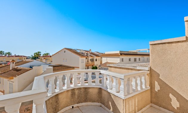 Resale - Townhouse -
Ciudad Quesada - Doña Pepa