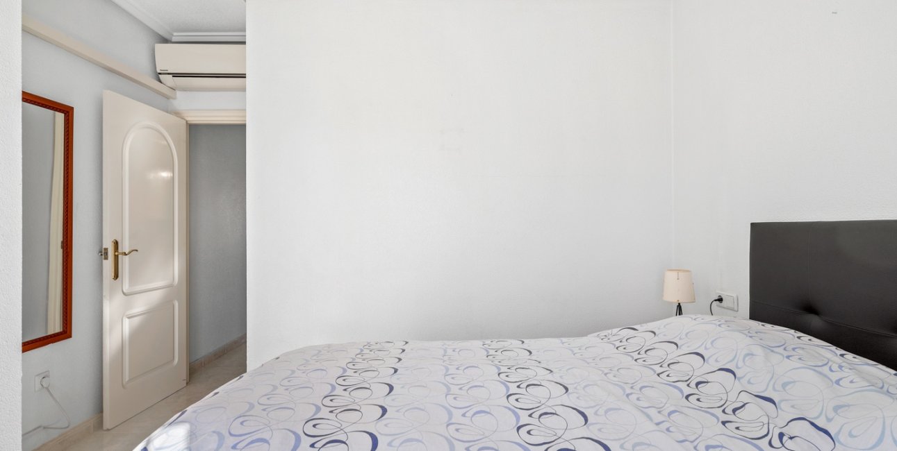 Resale - Townhouse -
Ciudad Quesada - Doña Pepa