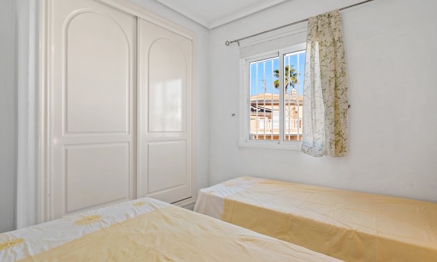 Resale - Townhouse -
Ciudad Quesada - Doña Pepa