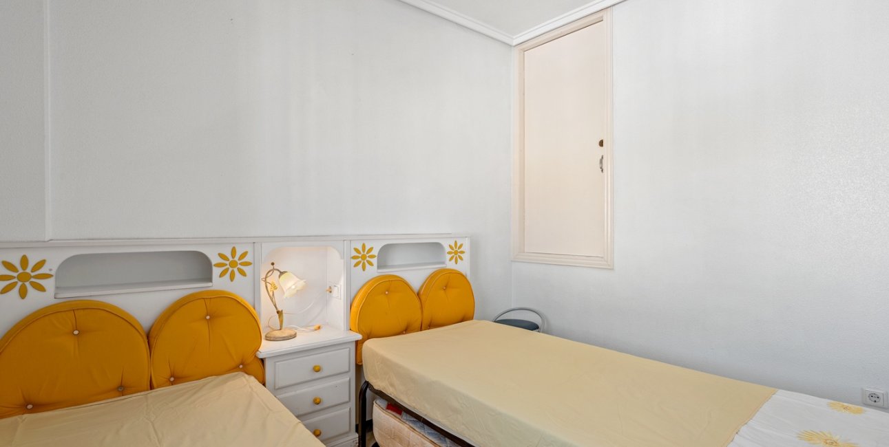 Resale - Townhouse -
Ciudad Quesada - Doña Pepa