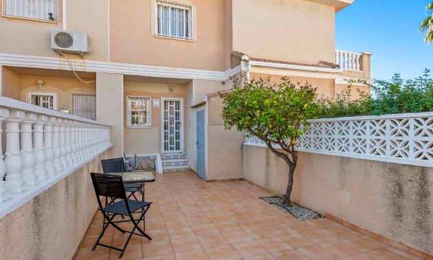 Resale - Townhouse -
Ciudad Quesada - Doña Pepa