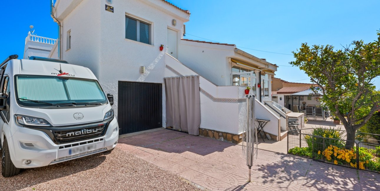 Resale - Villa -
Ciudad Quesada - Ciudad Quesada - Town