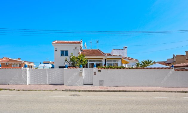 Resale - Villa -
Ciudad Quesada - Ciudad Quesada - Town
