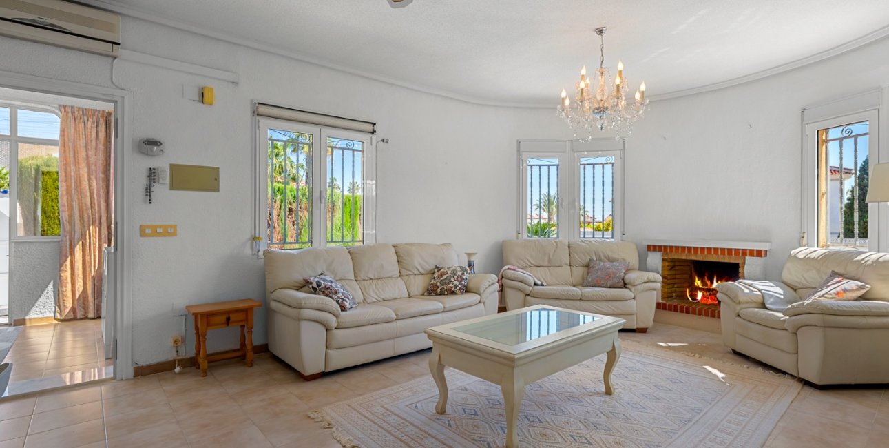 Resale - Villa -
Ciudad Quesada - Ciudad Quesada - Town