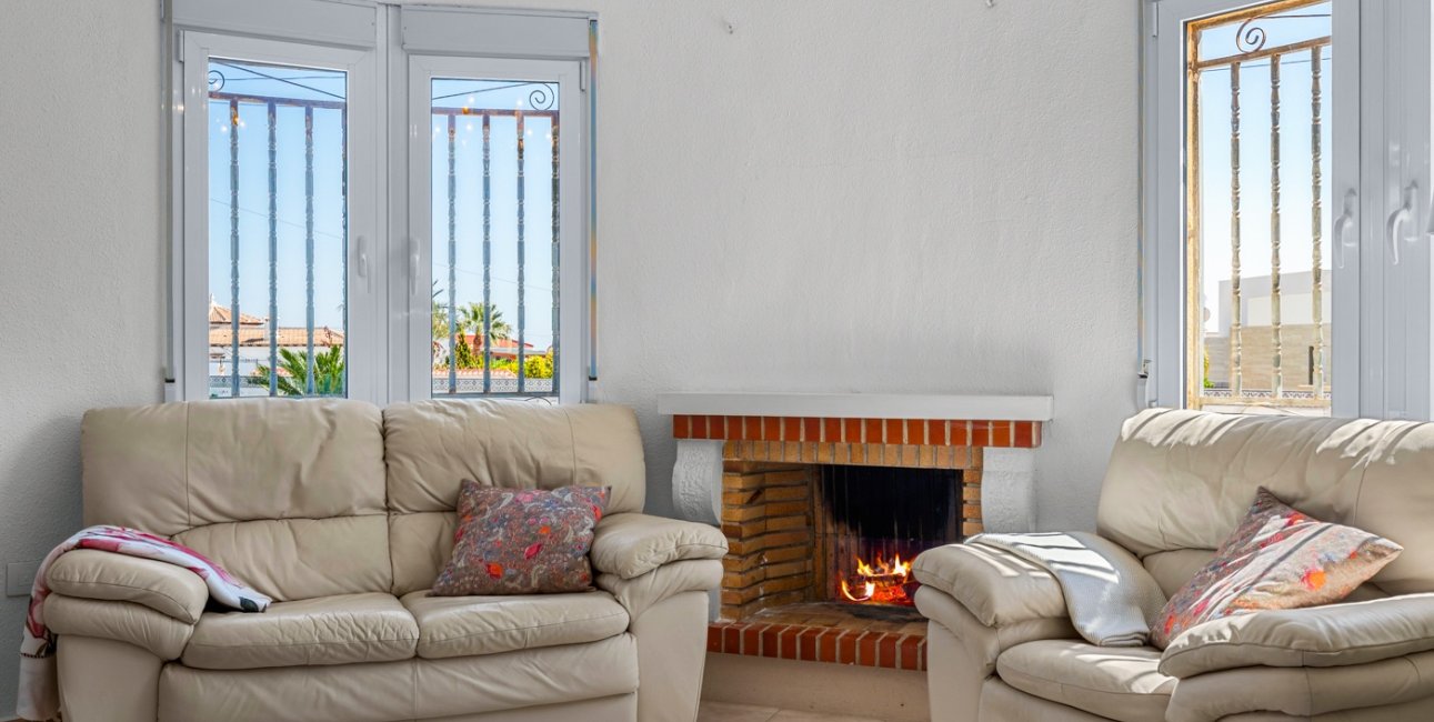 Resale - Villa -
Ciudad Quesada - Ciudad Quesada - Town