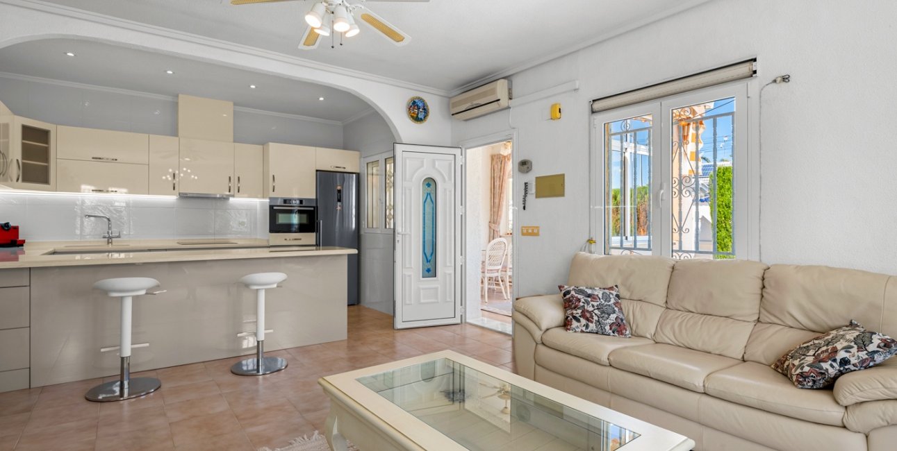 Resale - Villa -
Ciudad Quesada - Ciudad Quesada - Town