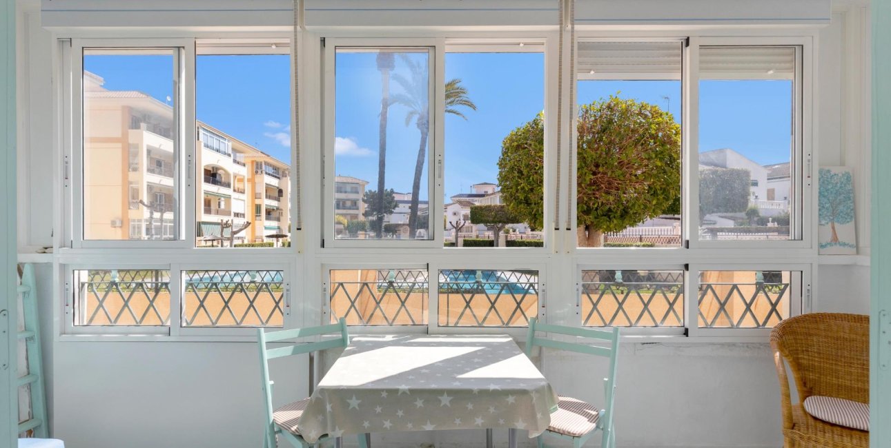 Rynek wtórny - Mieszkanie  -
Torrevieja - La Mata