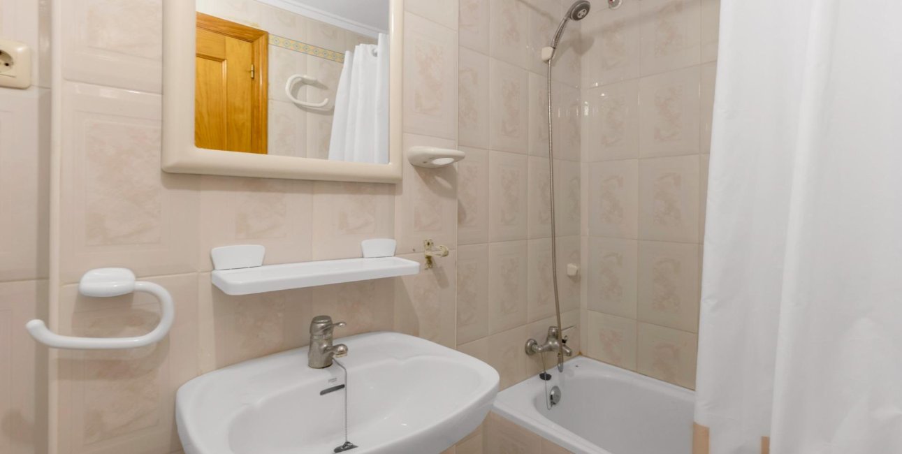 Rynek wtórny - Mieszkanie  -
Torrevieja - La Mata