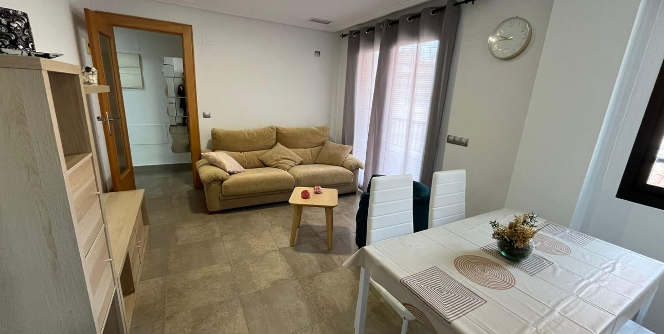 Resale - Apartment / flat -
Torrevieja - La Mata