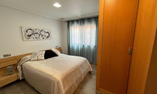 Resale - Apartment / flat -
Torrevieja - La Mata