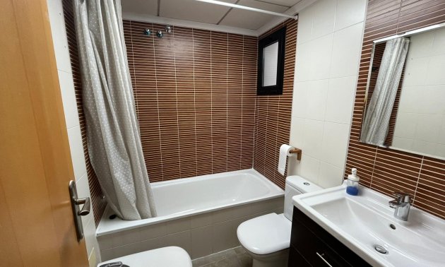 Resale - Apartment / flat -
Torrevieja - La Mata