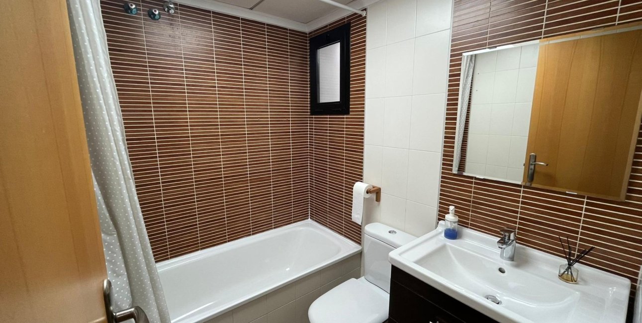 Resale - Apartment / flat -
Torrevieja - La Mata