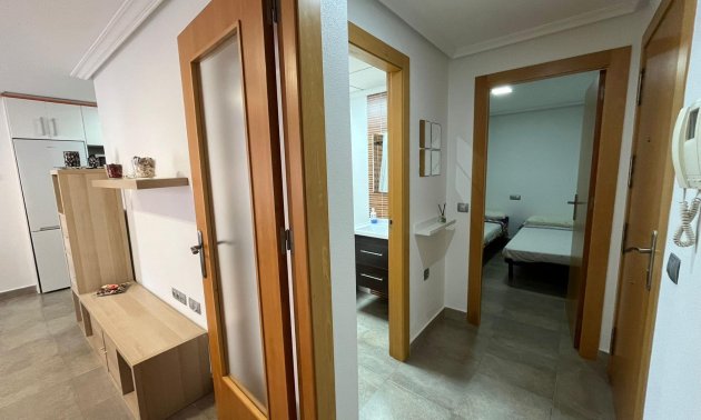 Resale - Apartment / flat -
Torrevieja - La Mata