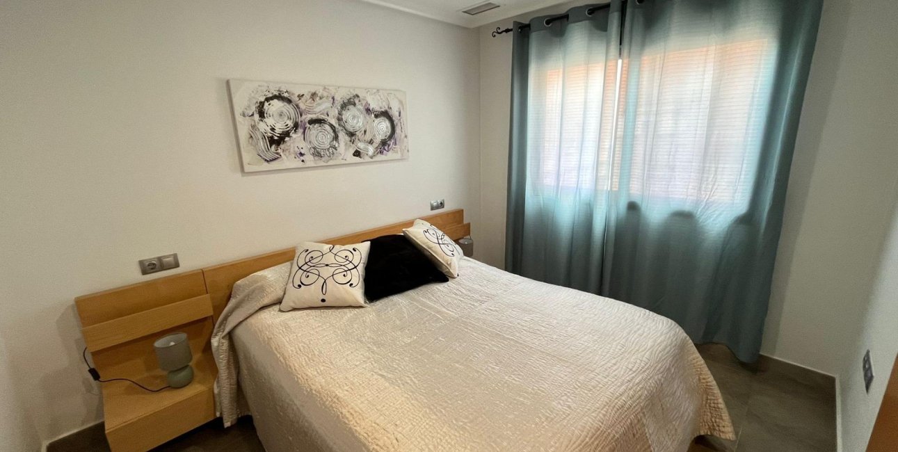 Resale - Apartment / flat -
Torrevieja - La Mata