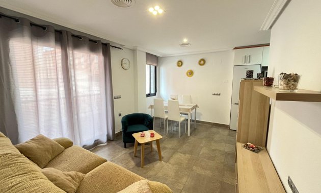 Resale - Apartment / flat -
Torrevieja - La Mata