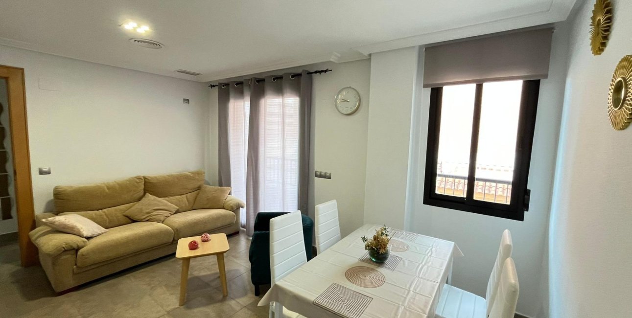 Resale - Apartment / flat -
Torrevieja - La Mata