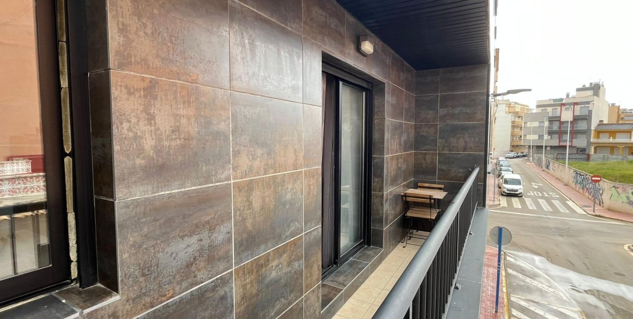 Resale - Apartment / flat -
Torrevieja - La Mata