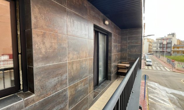 Resale - Apartment / flat -
Torrevieja - La Mata