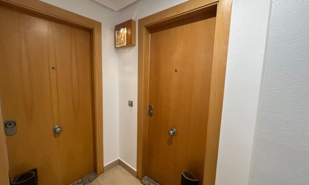 Resale - Apartment / flat -
Torrevieja - La Mata