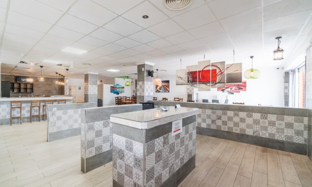 Long Term Rental - Commercial -
San Fulgencio - La Marina