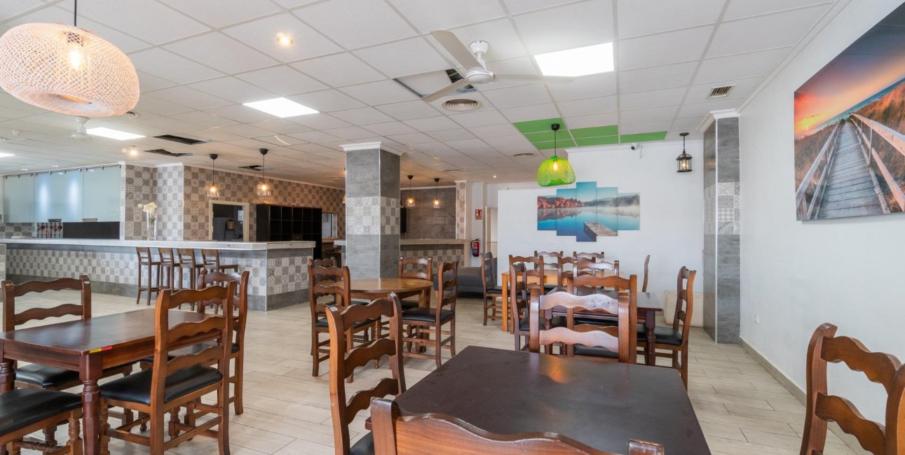 Long Term Rental - Commercial -
San Fulgencio - La Marina