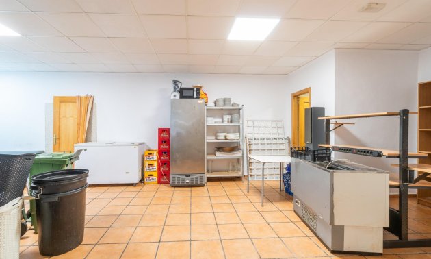 Long Term Rental - Commercial -
San Fulgencio - La Marina