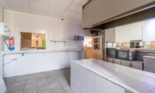 Long Term Rental - Commercial -
San Fulgencio - La Marina