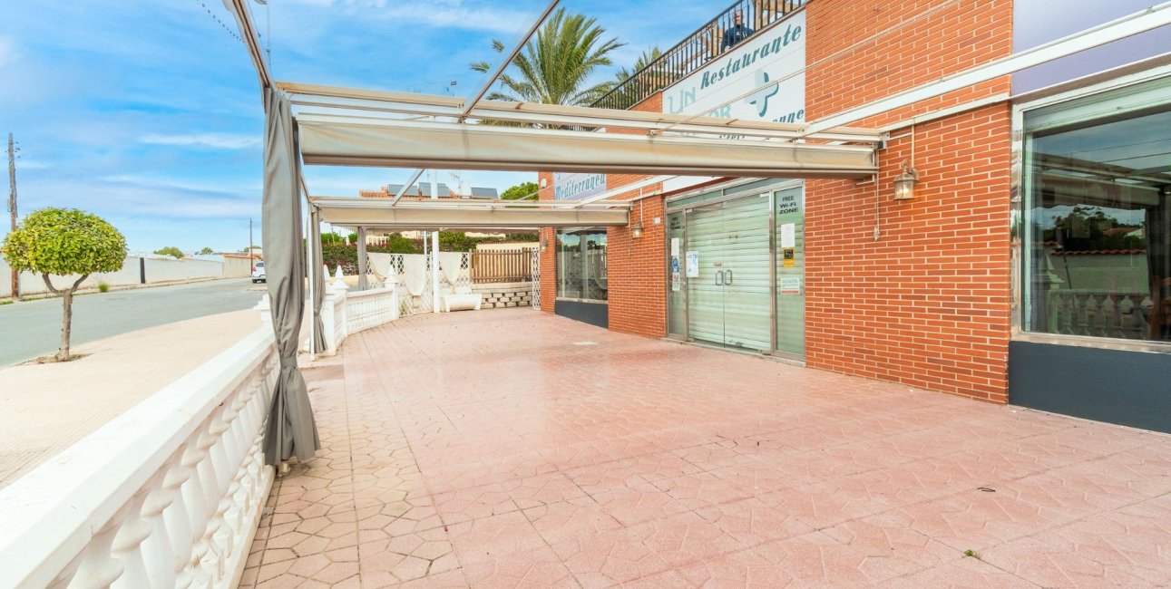 Long Term Rental - Commercial -
San Fulgencio - La Marina