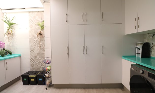 Resale - Townhouse -
Redovan - Redovan - Town