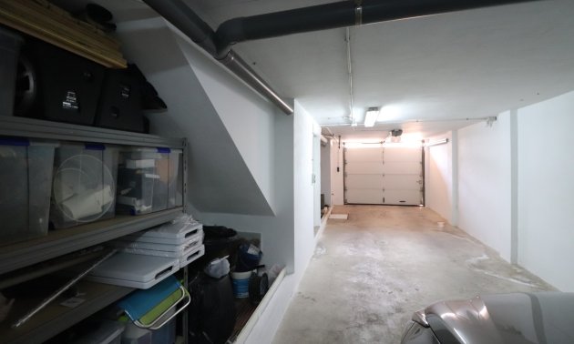 Resale - Townhouse -
Redovan - Redovan - Town