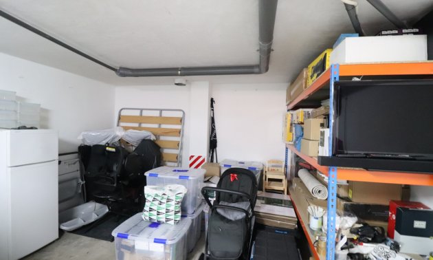 Resale - Townhouse -
Redovan - Redovan - Town