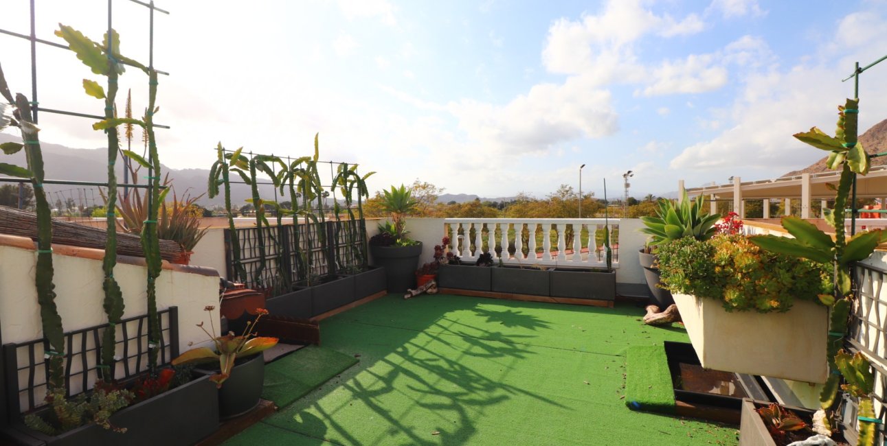 Resale - Townhouse -
Redovan - Redovan - Town