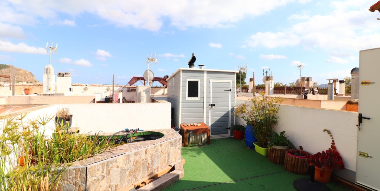 Resale - Townhouse -
Redovan - Redovan - Town