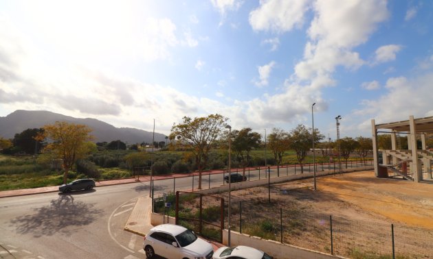 Resale - Townhouse -
Redovan - Redovan - Town