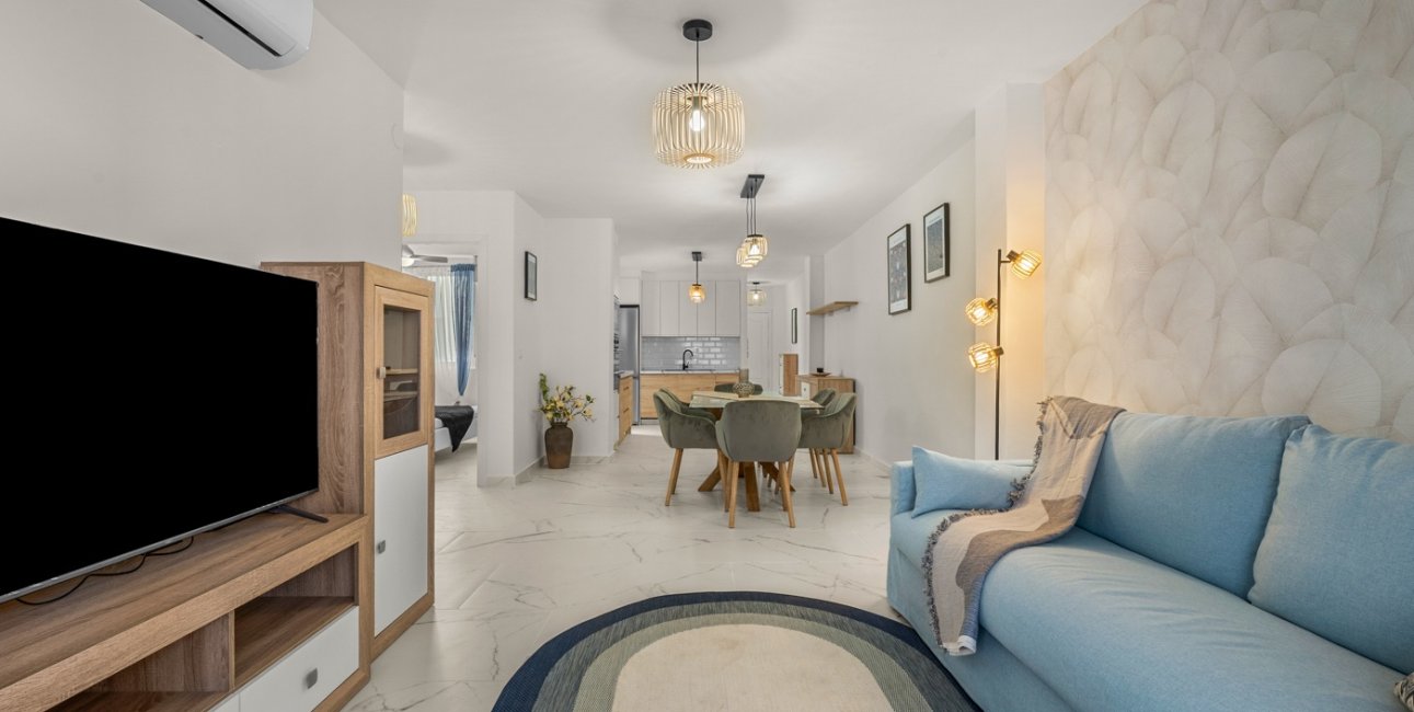 Reventa - Apartamento / piso -
Torrevieja - Playa Del Cura