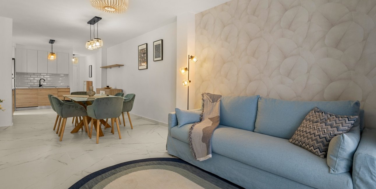 Reventa - Apartamento / piso -
Torrevieja - Playa Del Cura