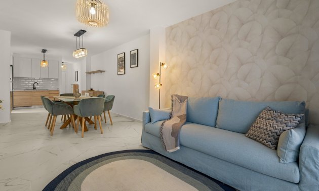 Reventa - Apartamento / piso -
Torrevieja - Playa Del Cura