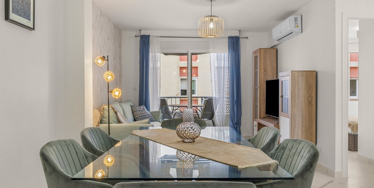 Reventa - Apartamento / piso -
Torrevieja - Playa Del Cura