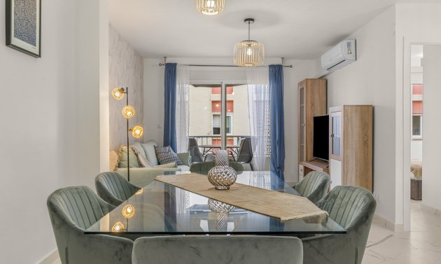 Reventa - Apartamento / piso -
Torrevieja - Playa Del Cura