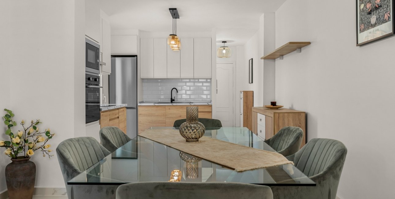 Reventa - Apartamento / piso -
Torrevieja - Playa Del Cura