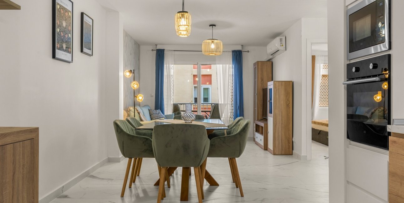 Reventa - Apartamento / piso -
Torrevieja - Playa Del Cura