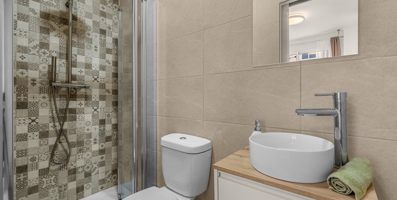 Reventa - Apartamento / piso -
Torrevieja - Playa Del Cura