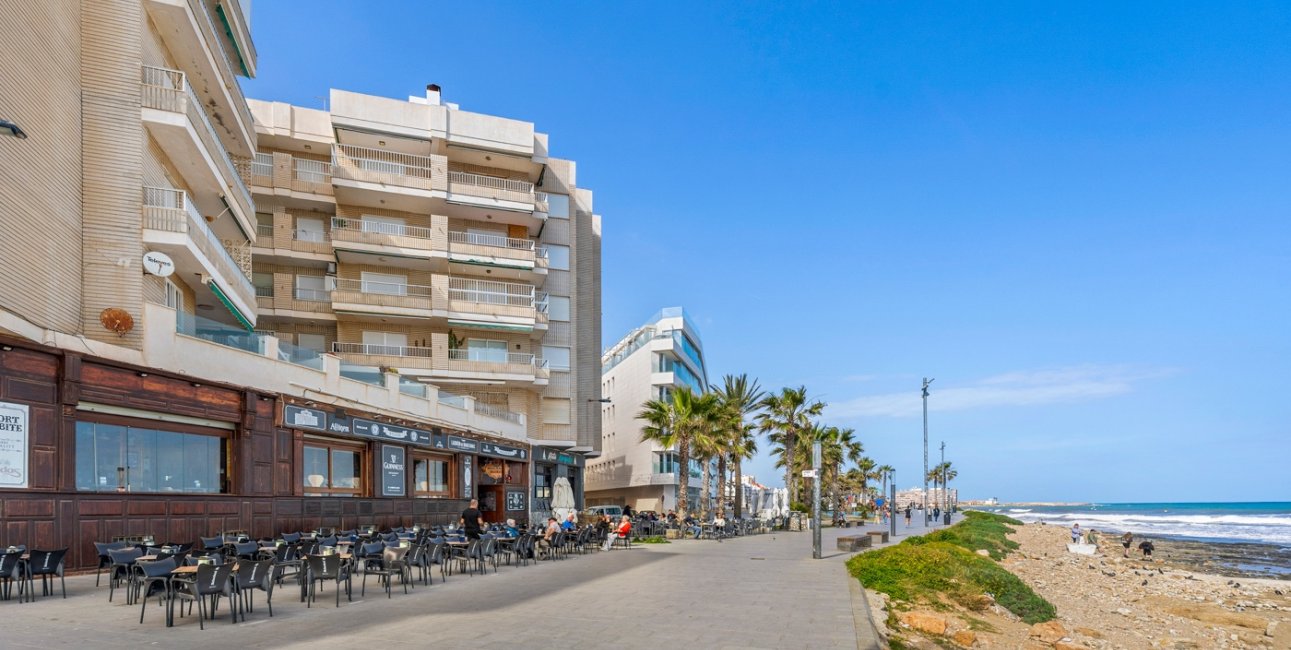 Reventa - Apartamento / piso -
Torrevieja - Playa Del Cura